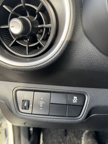 Kia: Kia K3: 2018 г., 1.6 л, Автомат, Бензин, Седан — 10