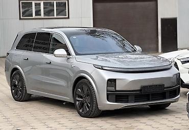 Lixiang: Lixiang L9: 2023 г., 1.5 л, Автомат, Гибрид, Кроссовер — 2