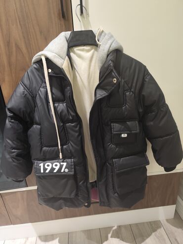 детские вещи из кореи: Uşaq üçün qışlıq puffer gödəkçə - Rəng: qara, boz kapüşonlu - Ön və