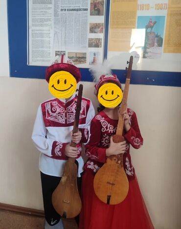детские национальные костюмы на прокат: Продаю национальный костюм для мальчика и платье. Каждый костюм по