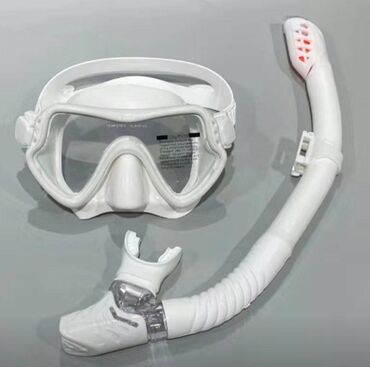 маска для дайвинга: Спортивный плавательный костюм