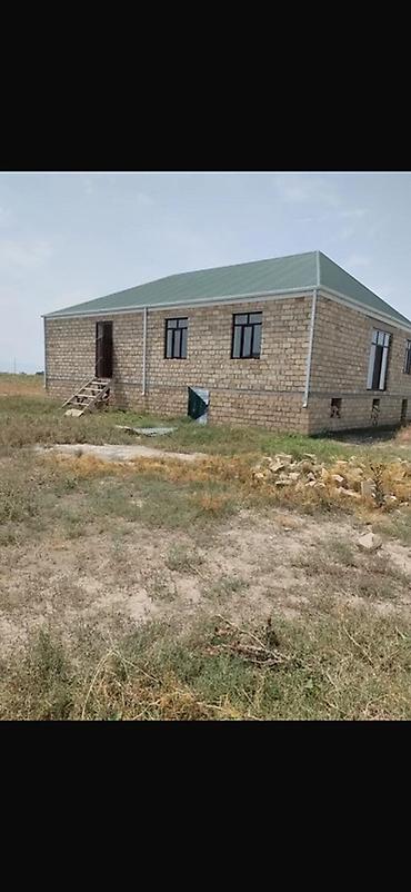 salyanda satılan evlər: 4 otaqlı, 10 kv. m, Yeni təmirli — 2
