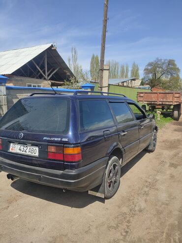 passat sedan: Volkswagen Passat: 1993 г., 1.8 л, Универсал