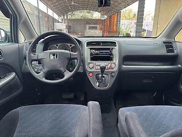 аренда авто спарк: Honda Stream: 2001 г., 2 л, Автомат, Бензин, Минивэн — 6
