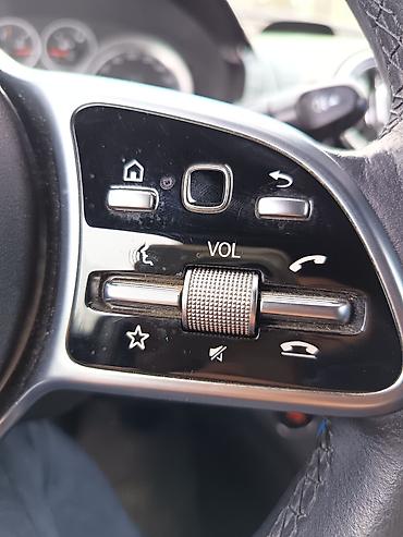 səs boqucu moto: MERCEDES-BENZ çoxfunksiyalı sükan - Mercedes-Benz üçşaxeli dizayn — 4