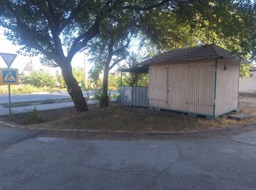 готовый контейнер дом: Киоск/павильон из дерева с веранной - Материал: деревянные панели