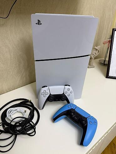 PlayStation 5 (PS5) oyun konsolu – ağ korpuslu versiya Komplekt: -