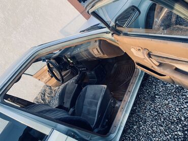 купить автомобиль маз в бишкеке: Mazda 323: 1987 г., 1.5 л, Механика, Бензин, Седан