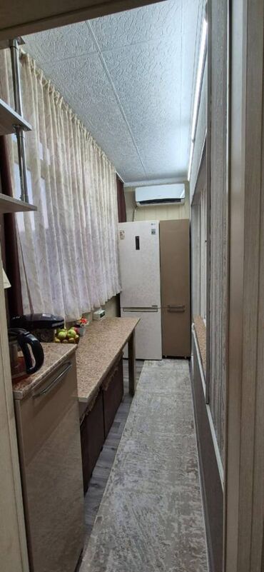 12 мкр бишкек: 2 комнаты, 50 м², 106 серия улучшенная, 7 этаж, Евроремонт
