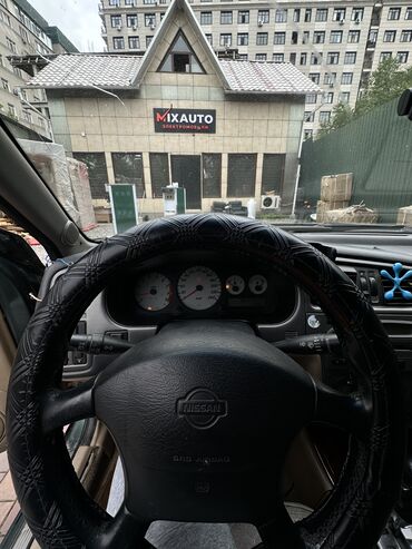 электромобиль neta: Nissan Primera: 2001 г., 2 л, Автомат, Бензин, Седан