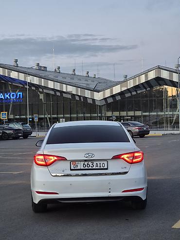 Hyundai Sonata: 2016 г., 2 л, Автомат, Газ, Седан — 6