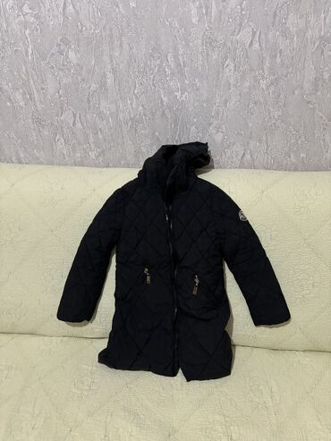 куртка м65: Детская стёганная куртка Moncler. Осенняя-весенняя. На 6 лет. (7 лет