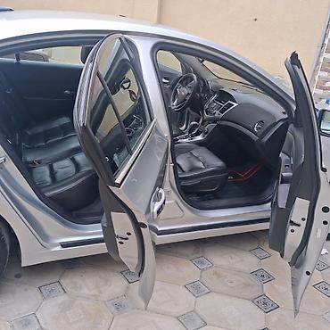 turbo az islenmis avtomobiller: Chevrolet Cruze LTZ sedan - Kuzov: sedan, gümüşü rəng - — 3
