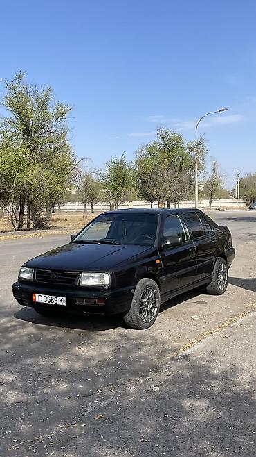 победа машина купить: Volkswagen Vento: 1994 г. — 2