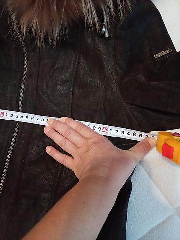 shell jakne: Ženska zimska jakna/kaput od tamno braon brušene kože (velur izgled) — 9