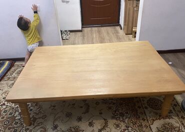 кухиный бу: Продаю стол. Длина 150см, ширина 110см.
Качество отличное 👍