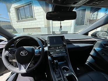 авто прод: Toyota Avalon: 2021 г., Автомат, Гибрид, Седан — 1