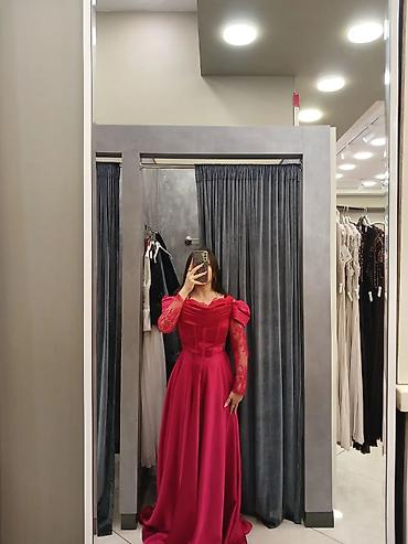 veçer donları: Qırmızı-sümbül rəngli uzun ziyafət/libas - Model: tam uzun, A-kəsim — 1