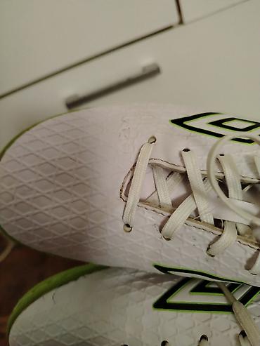 Patike: Patike za fudbal UMBRO br 38 su u odlicnom stanju sa sitnim tragovima — 12