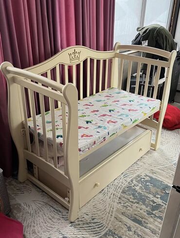 кровать для девочке подростка: Продается детская кроватка-качалка. Детская кроватка с маятникомвым