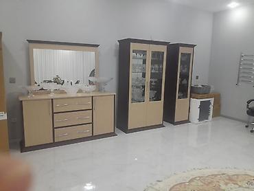 Qonaq otağı üçün vitrİN və bufet dəsti - Tərkib: böyük güzgülü bufet lalafo.az -da Qonaq otağı üçün vitrİN və bufet dəsti - Tərkib: böyük güzgülü bufet