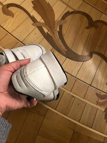 Uşaq dünyası: Original! Adidas uşaq idman ayaqqabısı - Rəng: ağ, qara detallarla - — 8