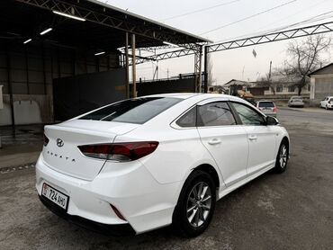 Hyundai: Hyundai Sonata: 2022 г., 2 л, Автомат, Газ, Седан — 5