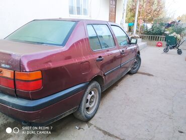 Volkswagen: Volkswagen Vento: 1992 г., 1.8 л, Бензин, Седан