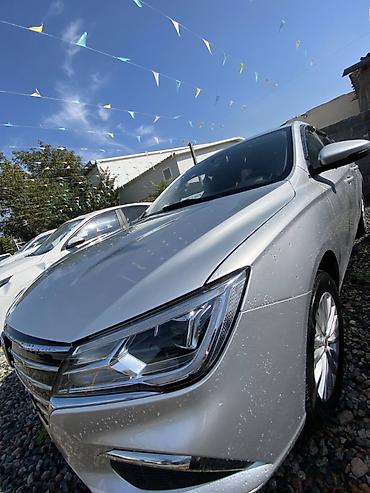 Roewe: Roewe Clever: 2022 г., Вариатор, Электромобиль, Фастбек — 2