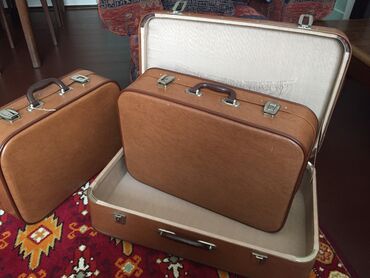 29 объявлений | lalafo.kg: Продам набор из трёх чемоданов в отличном состоянии, лёгкие и крепкие
