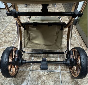 Araba-beşiklər: Çıxarıla bilən beşikli araba, Kidilo, İşlənmiş, Ünvandan götürmə — 7