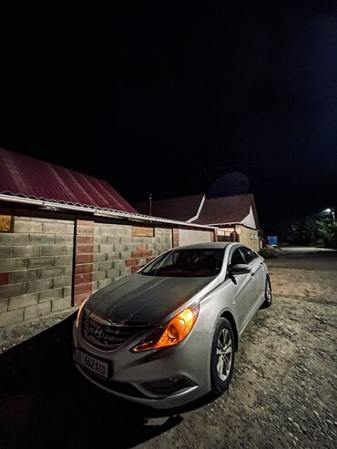 автомобили в рассрочку без первоначального взноса: Hyundai Sonata: 2010 г., 2 л, Автоматтык, Газ, Седан