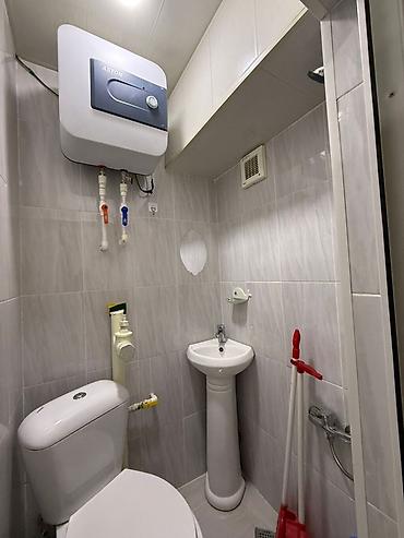 Uzunmüddətli kirayə mənzillər: ⸻ Nəsimi rayonu, Nəsimi metrosuna 15 dəqiqə piyada məsafədə Zərifə — 8