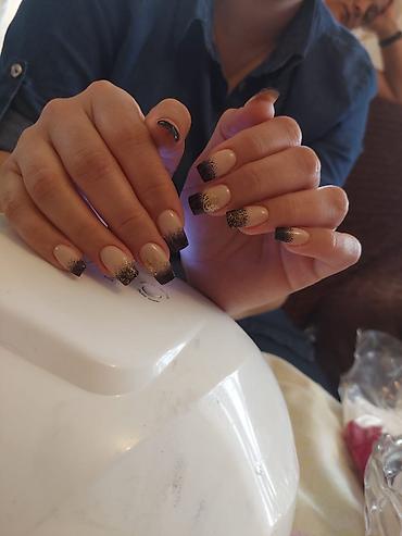 nails: Peşəkar dırnaq xidməti – Yay endirimləri! Xidmətlər və qiymətlər: - — 5