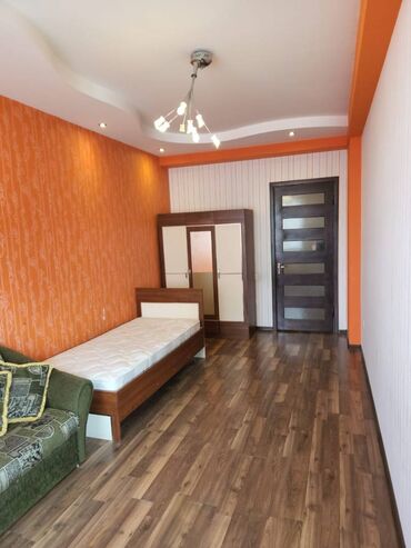 Uzunmüddətli kirayə mənzillər: Nərimanov metrosu, 82 N-li məktəb yanı, Yeni Tikili 18 mərtəbəli — 5