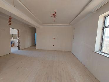 bine savxozda satilan heyet evleri: 5 otaqlı, 132 kv. m, Kredit yoxdur, Orta təmir — 1