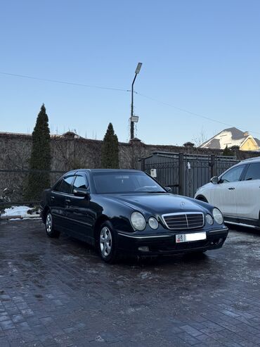 волво 440: Mercedes-Benz E-Class: 2001 г., 2 л, Типтроник, Газ, Седан