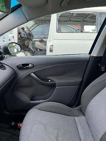 bluetooth 3.5 mm adapter: RADIO ZA SEAT ALTEA | Radio za Seat Altea 1.9 TDI, 5 brzina manuelni — 4