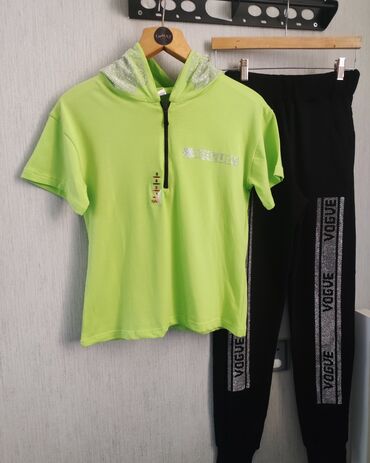 İdman geyimləri: Türk qadın geyimləri. Yüksək keyfiyyətli. Qaşli sport dəstlər. Premium — 6