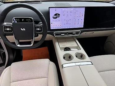 Lixiang: Lixiang L6: 2025 г., Гибрид, Кроссовер — 11