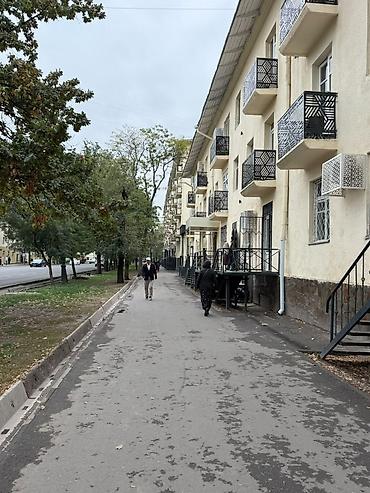 Продается коммерческое помещение! Рядом с Ошским рынком. Проспект Чуй