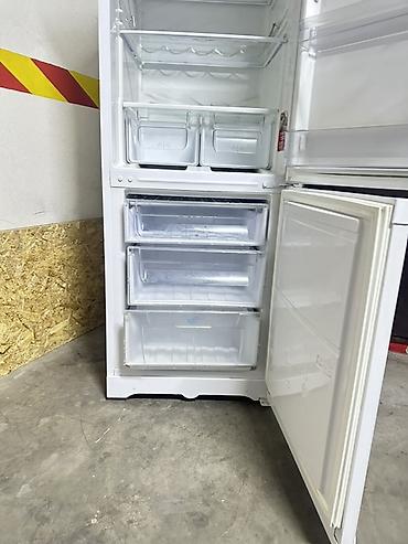 eafc 24: Холодильник Hotpoint Ariston, Б/у, Двухкамерный, De frost (капельный), 60 * 170 * 60 — 6