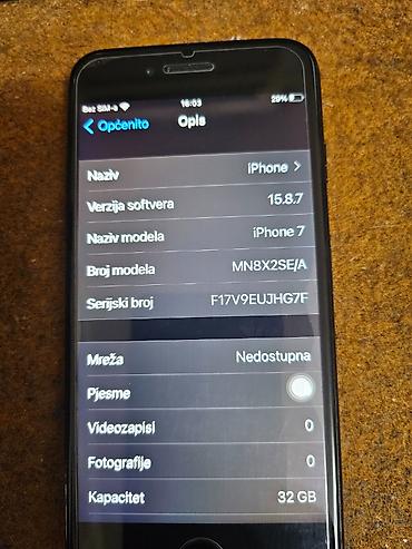 Apple iPhone: Apple iPhone 7, 32 GB, crna boja (Black)Telefon je potpuno ispravan — 8