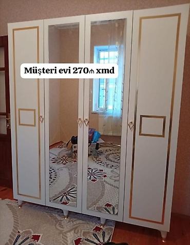 Paltar dolabları, qarderoblar: Dörd qapılı paltar şkafı - Rəng: açıq krem/ağ tonlarda, qızılı dekor — 12