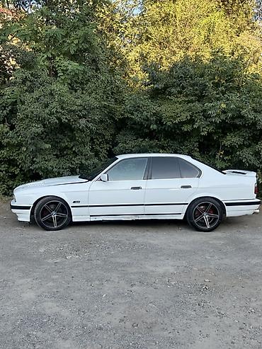 накидка на авто: BMW 5 series: 1991 г., 2 л, Механика, Бензин, Седан — 2