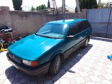 volkswagen б3: Volkswagen Passat: 1991 г., 2 л, Механика, Бензин, Универсал