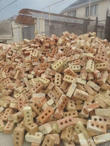 Строительный кирпич: Пустотелый, дырчатый, Жженый кирпич, Полублок, 250×120×90 — 7