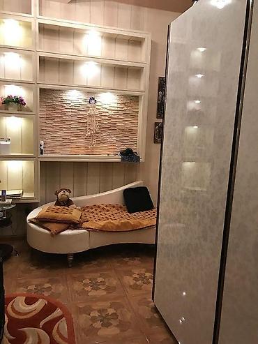 novxani ev satisi: 2 otaqlı, Yeni tikili, m. 8 Noyabr, 98 kv. m — 8