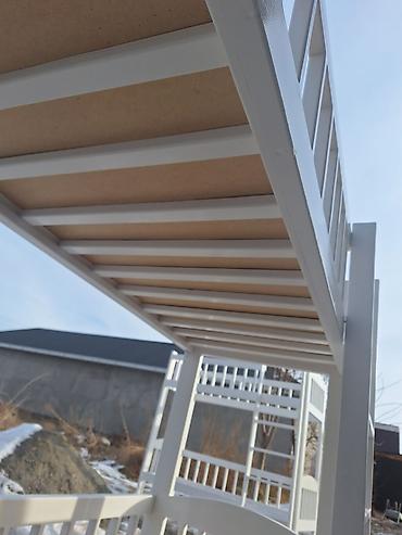 Детские односпальные кровати: Продаётся двухъярусный кровать(сосна).(Размер высота 1.80см длина — 10