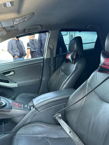 Toyota: Toyota Prius: 1.8 l | 2010 il Hetçbek — 8